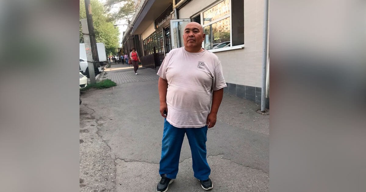Қолы да, аяғы да қысқа: Алматы тұрғыны мүгедектігін дәлелдей алмай жүр