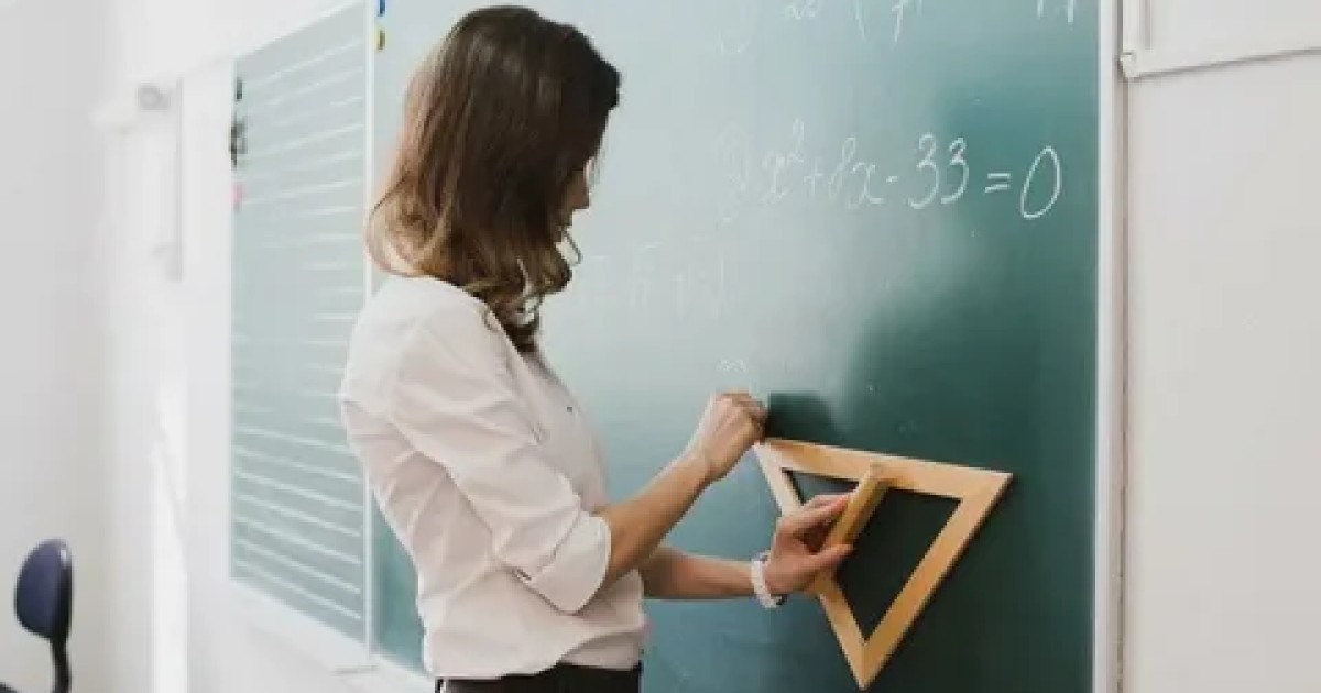 Мектеп мұғалімдері 5 күндік жұмыс форматына көшетін болды