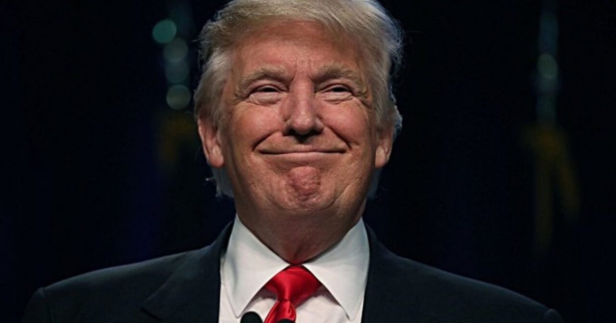 АҚШ-тың бұрынғы президенті Дональд Трамп сайлауға қатысуға өтінім берді.