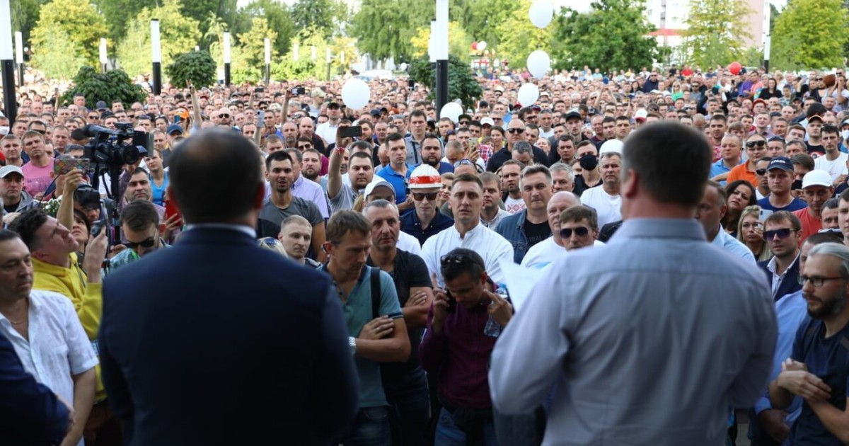 Мемлекетке сатқындық жасаған шенеуніктер өлім жазасына «кесіледі»