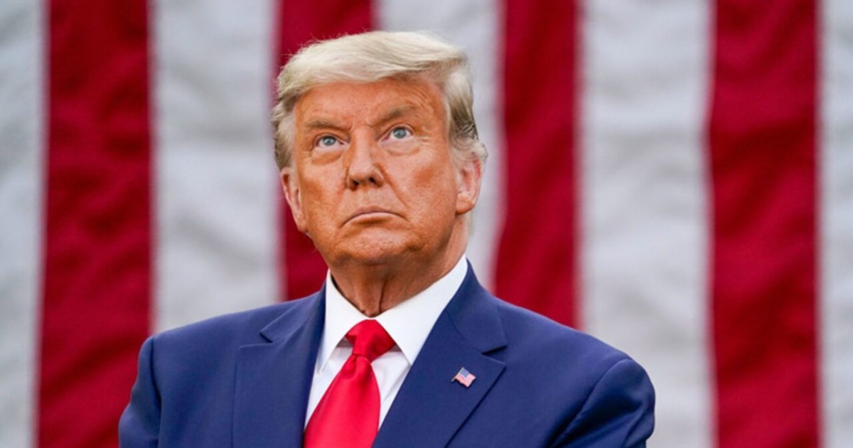Трамп әлеуметтік желіге қайта оралады