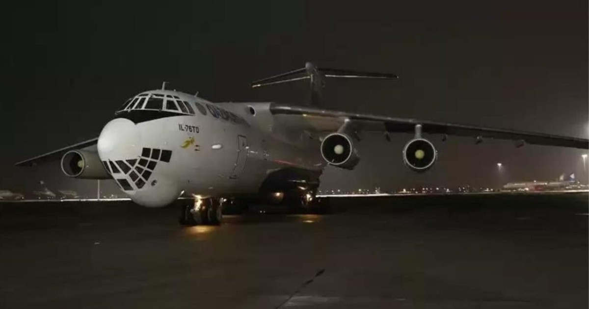 Қазақстандық құтқарушылар мінген ұшақ Түркиядан Алматыға ұшып келді
