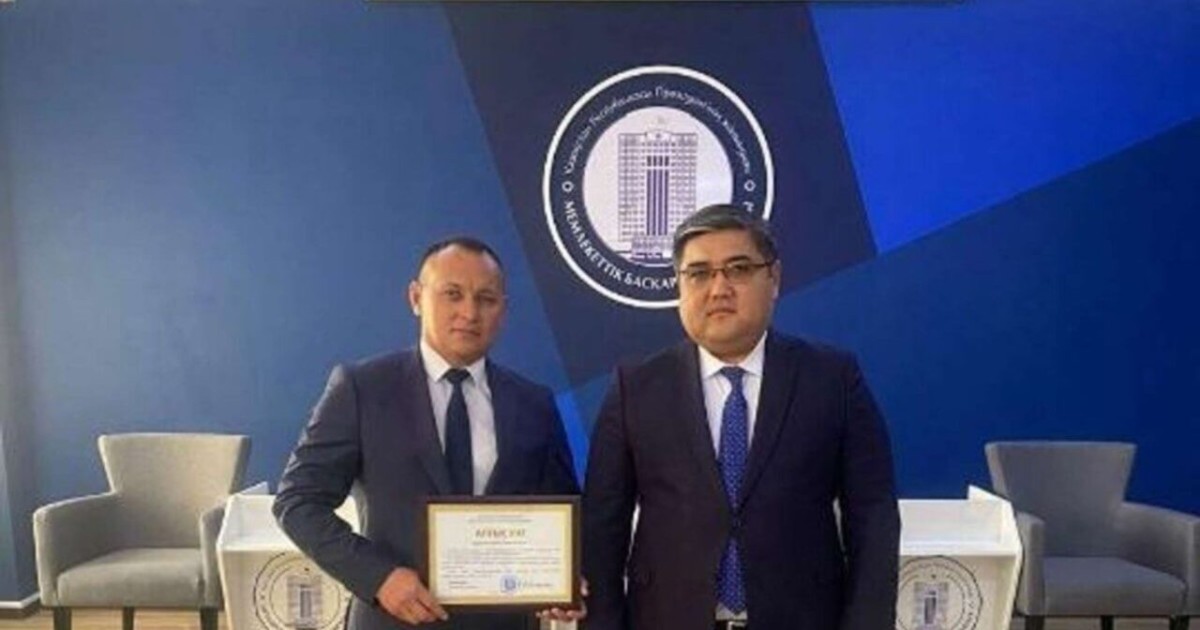 Ауыл әкімі қар құрсауынан 70-ке жуық адамды құтқарып қалған