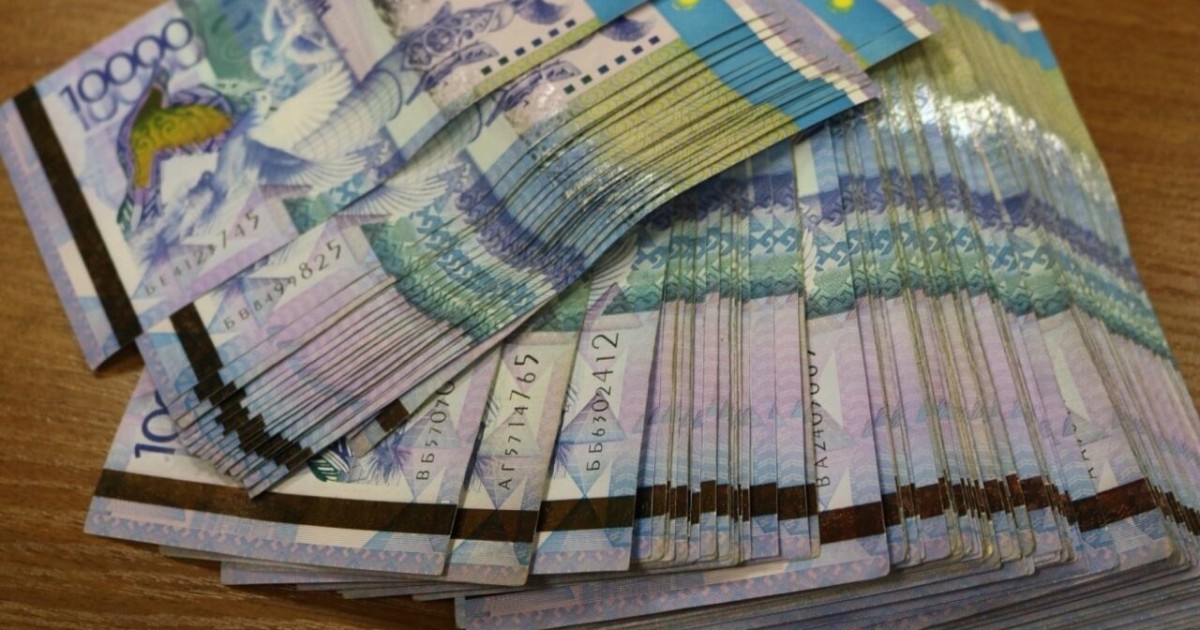 Ақтөбе әкімінің орынбасары мемлекеттен тағы 12 млн теңге өндіріп алды