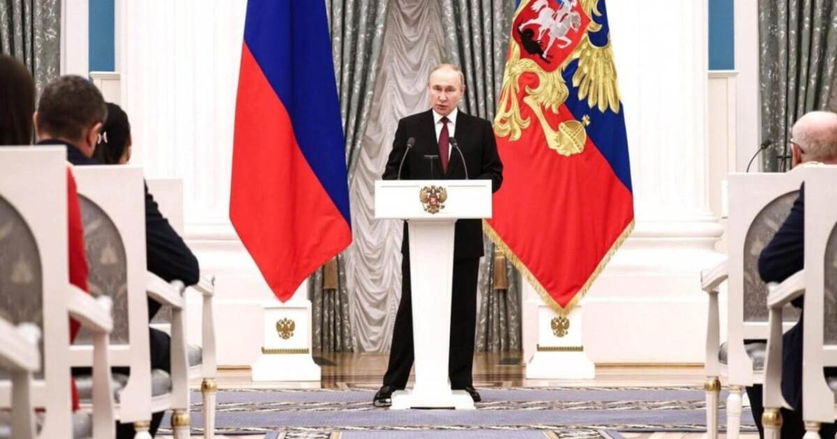 Пушкин сыйлығы: Путин қазақстандықтарды не үшін марапаттады?