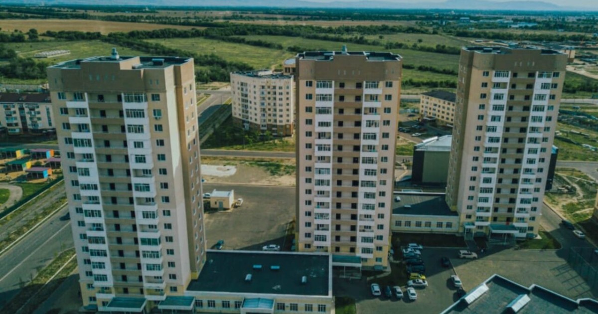 Талдықорғанда шенеуніктер 1200-ден астам пәтерді заңсыз таратқан
