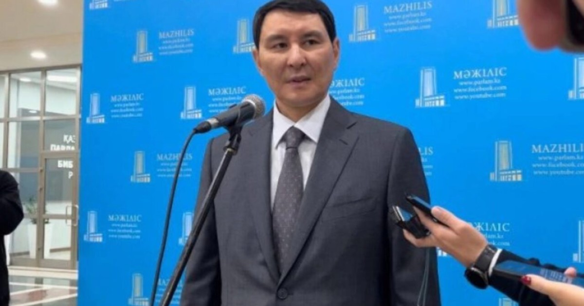 «Қырым кімдікі?» – Қаржы министрі сұраққа жауап бере алмады (ВИДЕО)