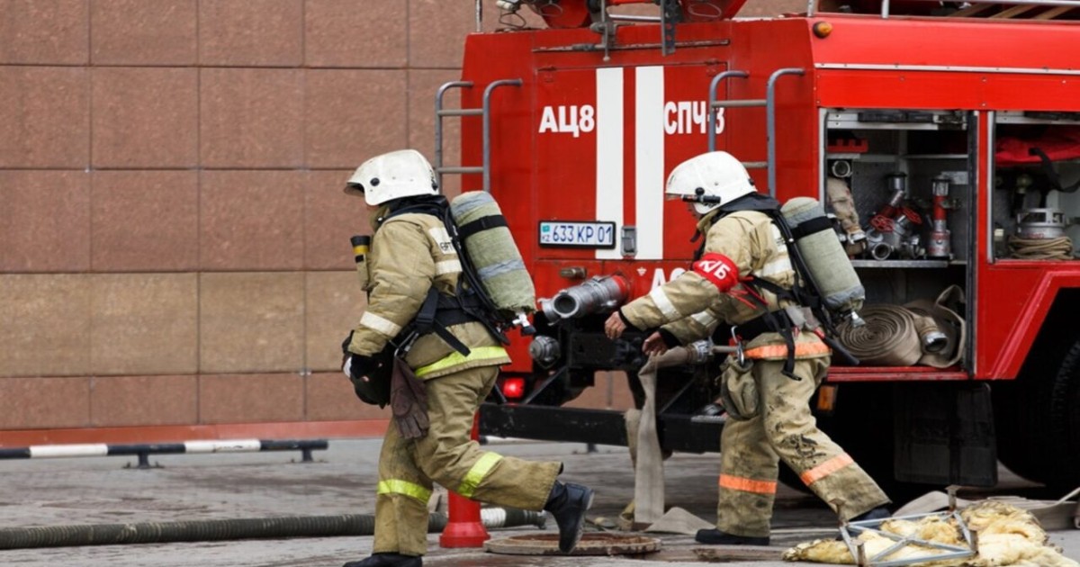 Кентауда 3 қабатты үй өртеніп, 50 адам қауіпсіз жерге көшірілді