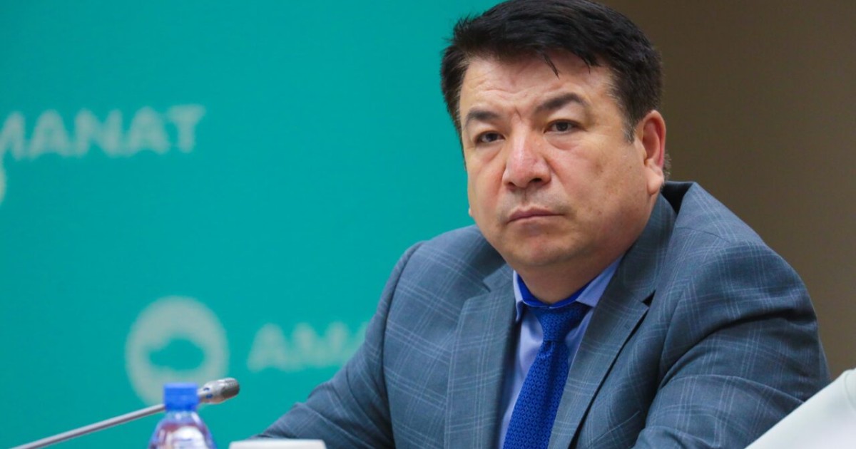 Бейсембаев: Мұғалімдер аттестациядан өтуге құжат жинамайды