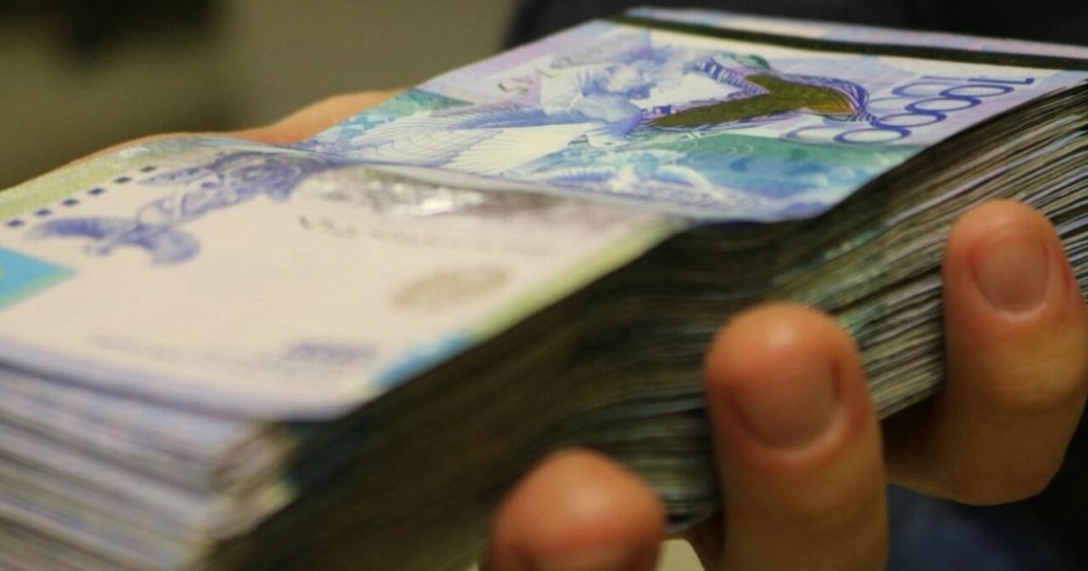 Ақтөбеде білім бөлімінің басшысы жетім балалардың қаржысын жымқырған