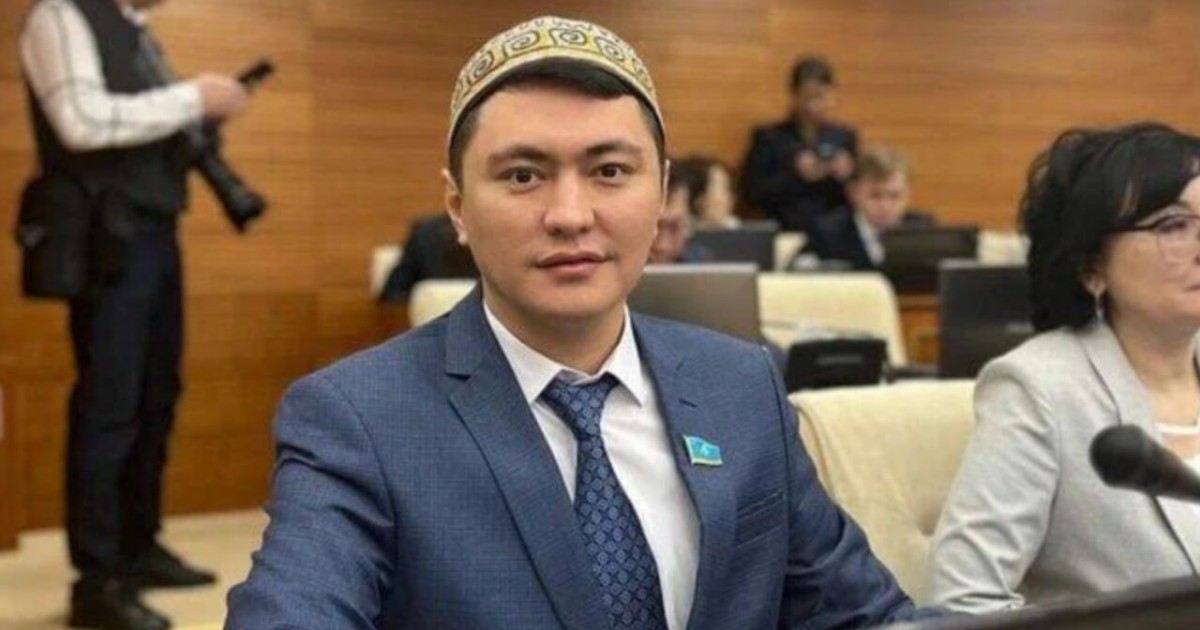 Қазақстанда депутаттарға жеке көлік беріле ме? – Дәулет Мұқаев айтты