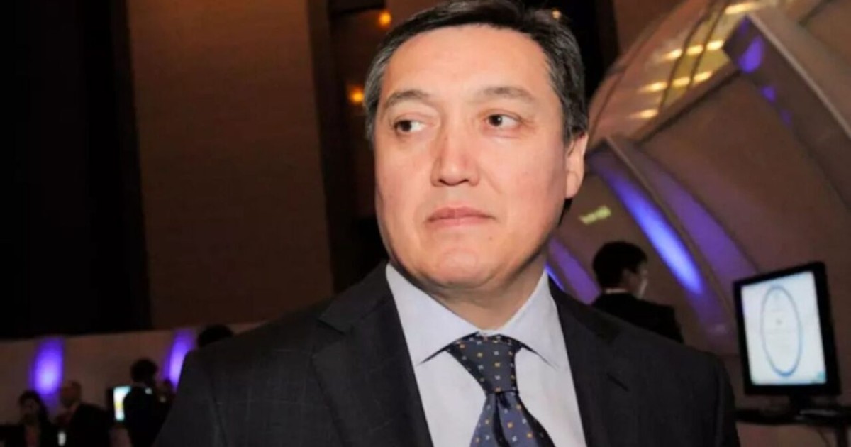 Қаңтар оқиғасынан кейін төбе көрсетпеген Асқар Маминнің қайда жүргені анықталды