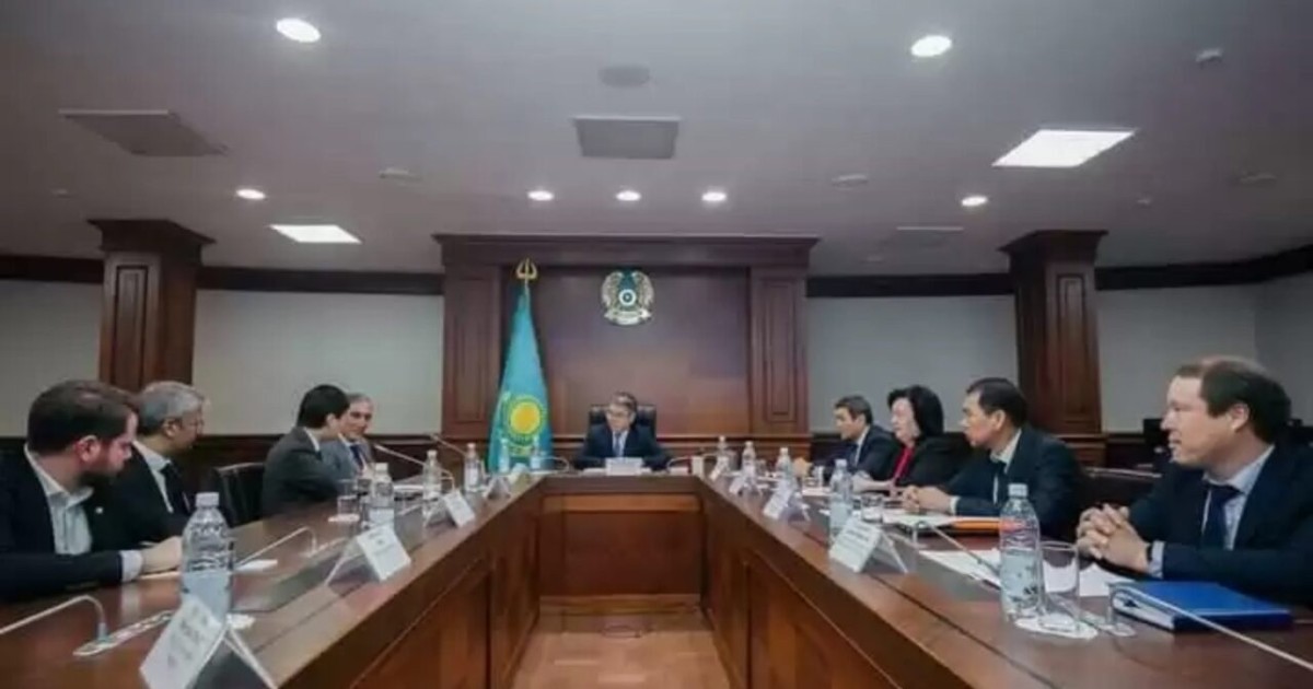 Түрік кәсіпкері зауыт салу үшін Атырау әкімінен жер телімін сұрады