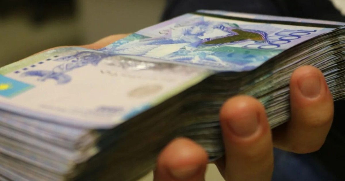 Депутат кімдерге ай сайын 1 миллион теңге бөлуді ұсынды?