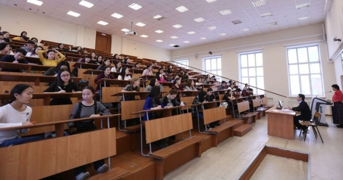 Қазақстанда колледждерге түсуге қанша үміткерден өтініш қабылданады