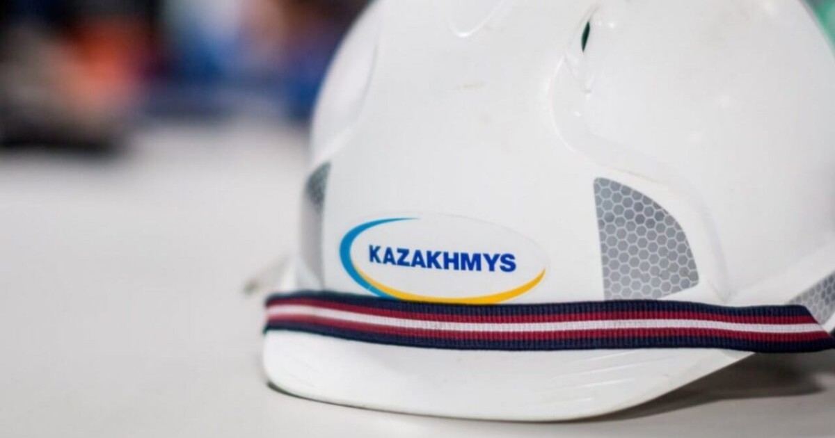 «Қазақмыс» кеншілері наразылыққа шықты: өндіріс орнында жұмыс тоқтаған