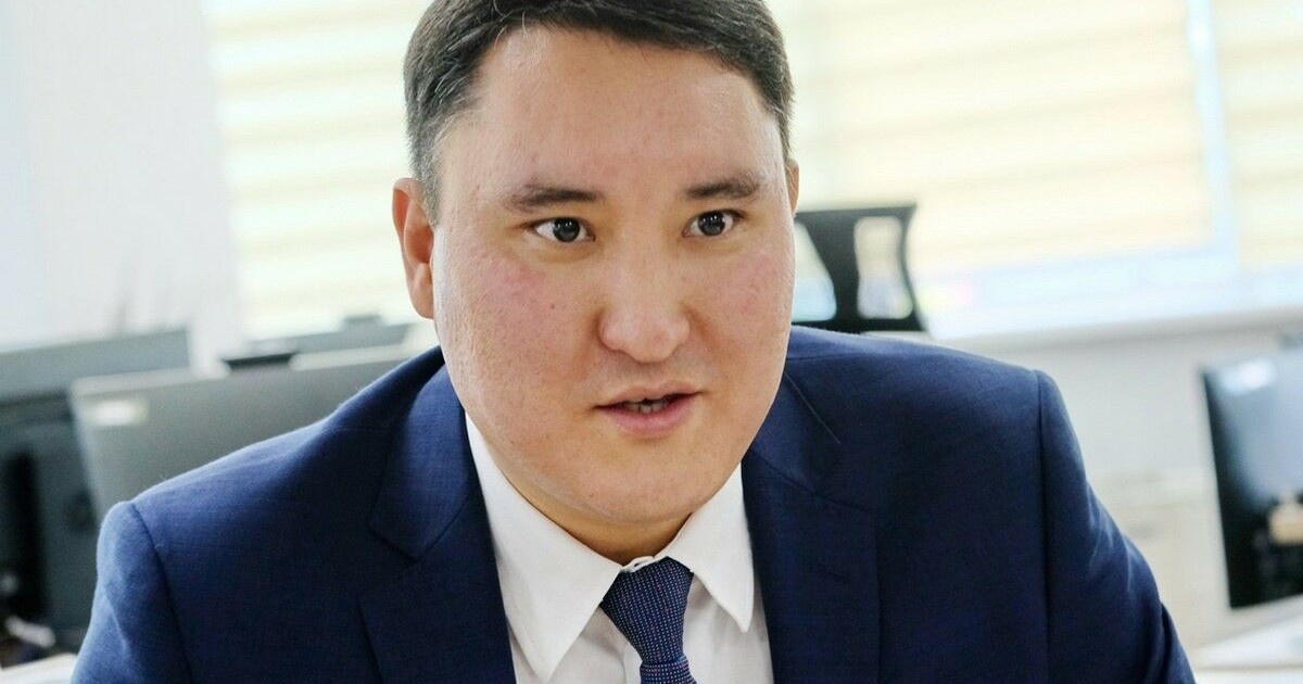 «Қазақ халқының әлеуметтік жағдайы Африка елдерімен бірдей» − Айбар Олжай