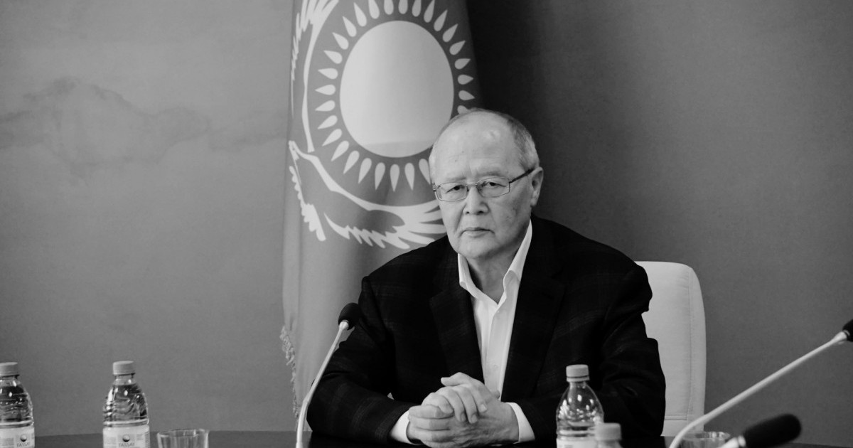 Қоғам қайраткері Мұрат Әуезов дүниеден өтті