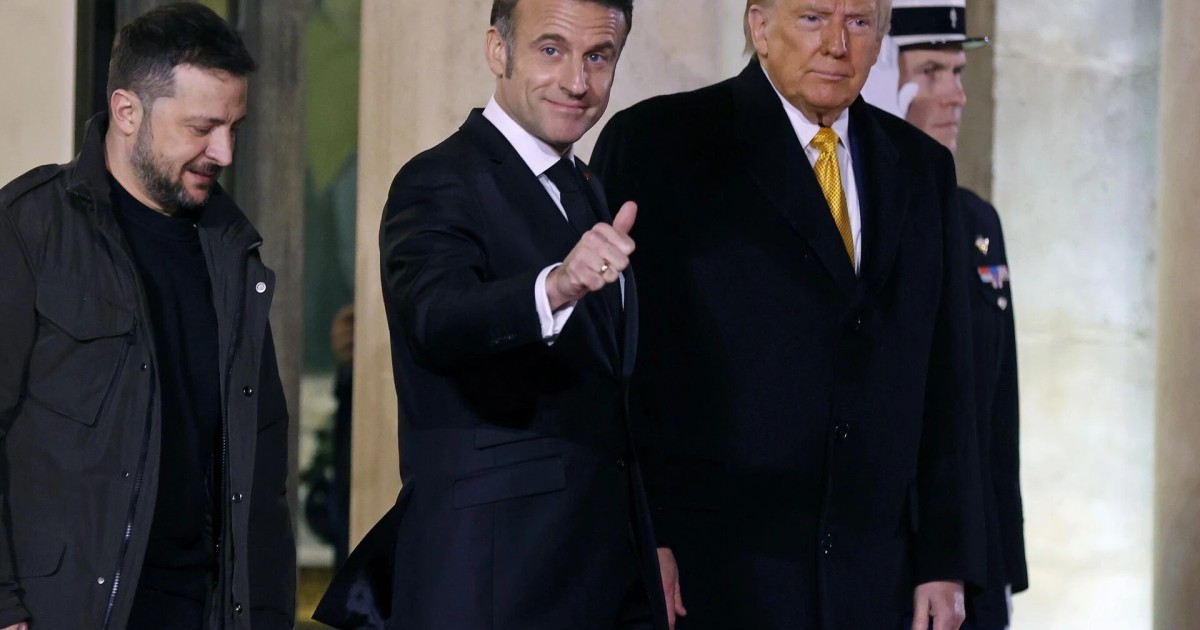 Нотр-Дамды ашқан үшеу: Трамп, Макрон және Зеленский