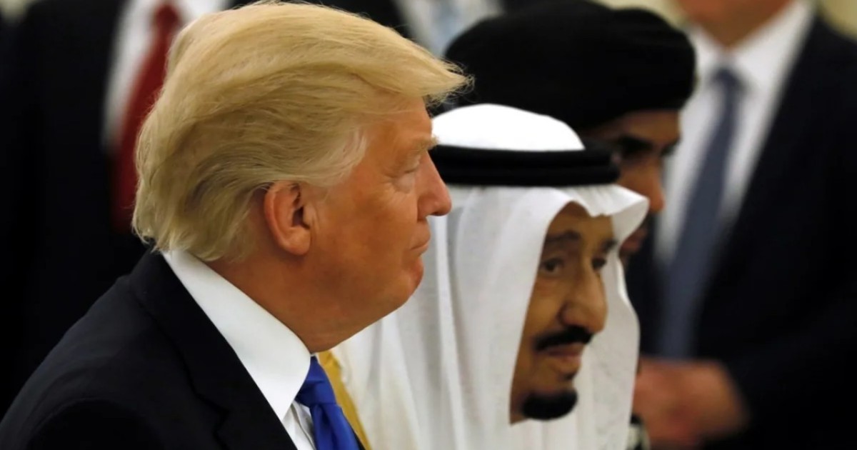 Арабтар Трамппен Ақ үйде құпия кездесу жасаған