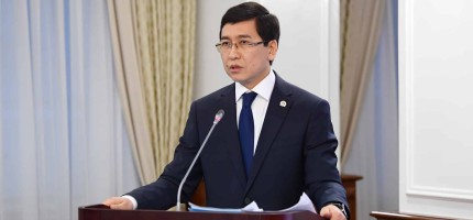 Мұғалімдер күніне екі құжатты ғана толтыруға міндетті – Аймағамбетов