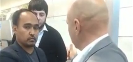 Халық қазақ тілінде сөйлемейтін әуежай қызметкерлерін жұмыстан босатуды талап етті