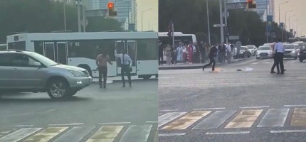 Министрліктер үйінің жанында бір адам өзін өртемек болды (видео)