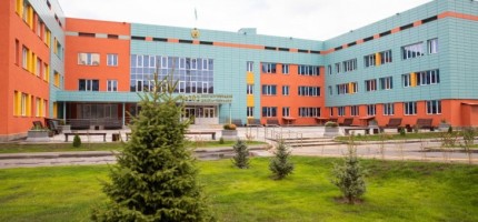 3 млрд теңгеге салынған мектеп қабырғалары сынып жатыр