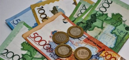 Табысы төмен халыққа 50 мың теңгеден беріліп жатыр