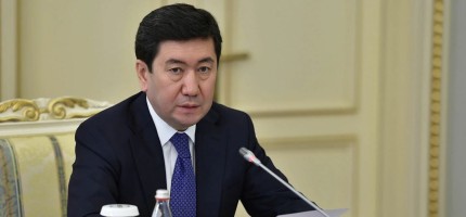 Ерлан Қошанов Тоқаевтың неліктен дебатқа қатыспайтынын айтты