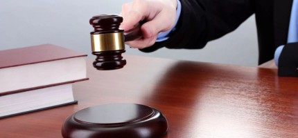 Сот 13 жастағы қызды зорлады деп айыпталған жігітті ақтап шықты