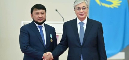 Қара пейілділер көп: Мұхамеджан Тазабек Тоқаевты ерекше мақтады