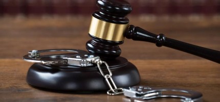 Өзін қорғау үшін күйеуін өлтірген әйел 8 жылға сотталды
