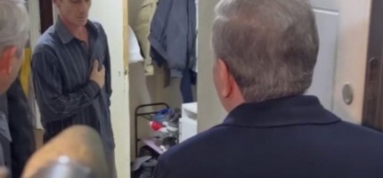 Өзбекстандағы пәтерлердің жылуын президенттің өзі барып тексерді