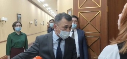 Журналистерді итке теңеген: Бас прокуратура қызметкерінің ісі тексеріліп жатыр