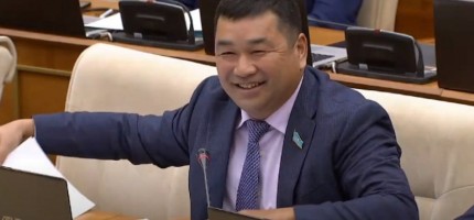 Әбілдаев депутаттық өкілеттіктен айырылды