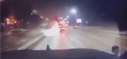 Алматыда адам өлімімен аяқталған жол апаты сәті видеоға түсіп қалды