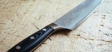 «Пышақ пен балта ұстап шықты»: 3 оқушыны жаралаған бала жайлы тың дерек айтылды