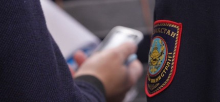 Алматыда бойжеткен жас жігітті тепкілеп тастаған (ВИДЕО)