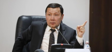 Абзал Құспан Ақорданың жобасы ма – жаңа депутат жауабы
