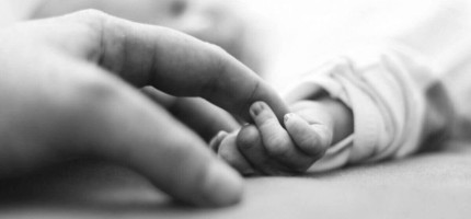 Ақтөбеде маскүнем ана бір жасар баласын аштан қатырған