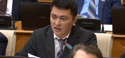 «Ұлы дала квартиранттары»: Мұқаев қазіргі тұрғын үй бағдарламаларын сынады