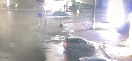 Ақтөбеде жүргізуші оқушыны автокөлікпен қағып, оқиға орнынан қашып кетті (ВИДЕО)