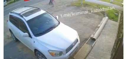 Жетісу облысында мектеп оқушысы 4 жасар баланы қағып кетті