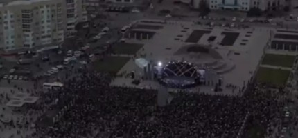 Атырауда мерекелік концерт кезінде жүзден аса бала жоғалды