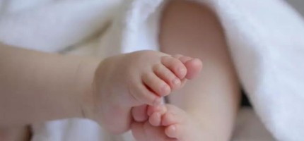Ақтөбеде баласын қоқыс жәшігіне тастаған әйел сотталмайтын болды