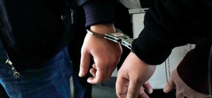 Келінінің басын кесіп тастаған ер адам сотталды
