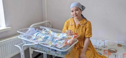 Дәрігерлер салмағы 900 грамм нәрестені аман алып қалды