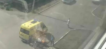 Петропавлда 15 жастағы қыз көпқабатты үйден секіріп кетті