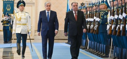 Тоқаев Тәжікстан Президентін қарсы алды